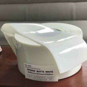 Rèm ngăn lạnh PVC màu trắng đục - RL06